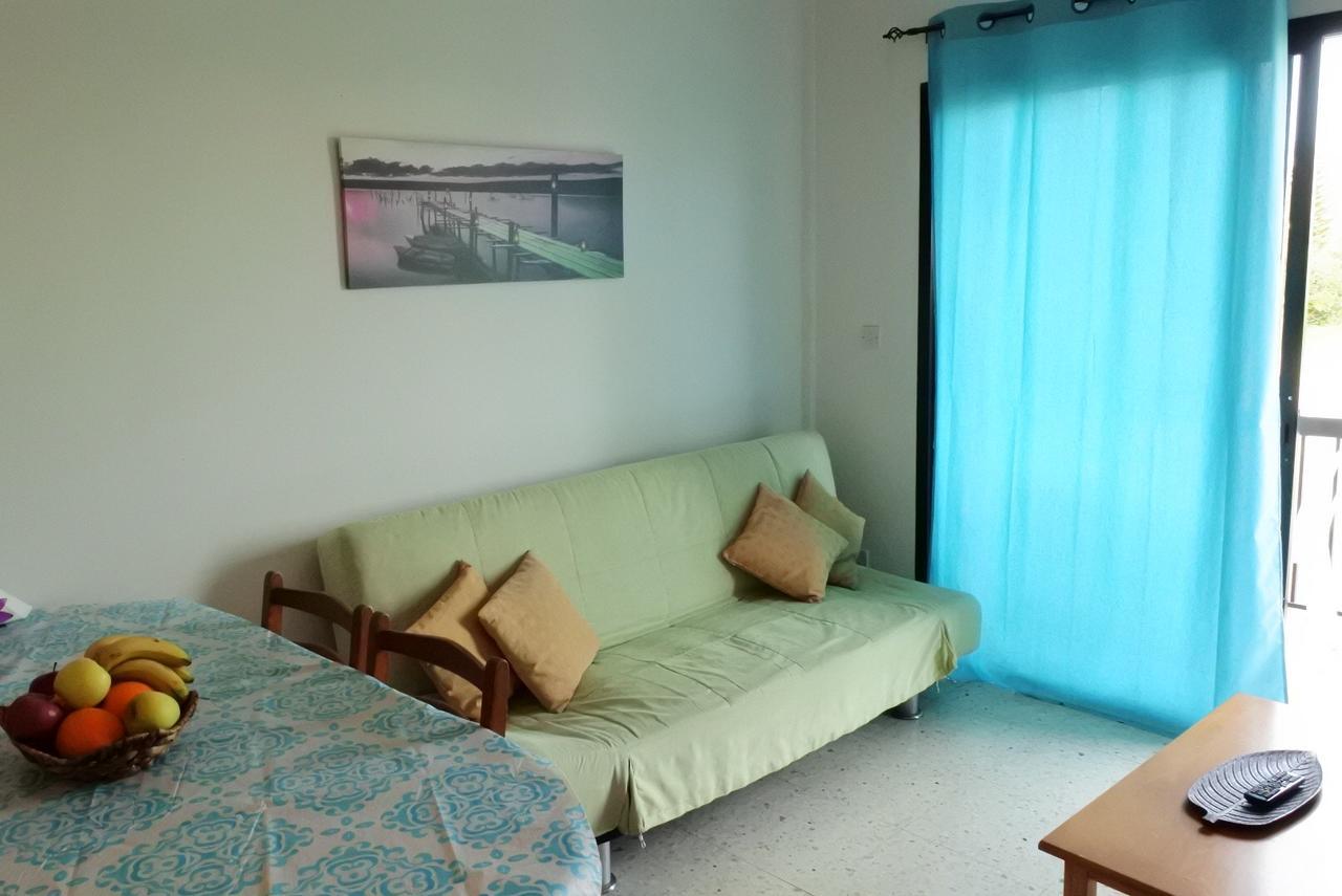 Kissonerga beach apartment Paphos Exterior foto