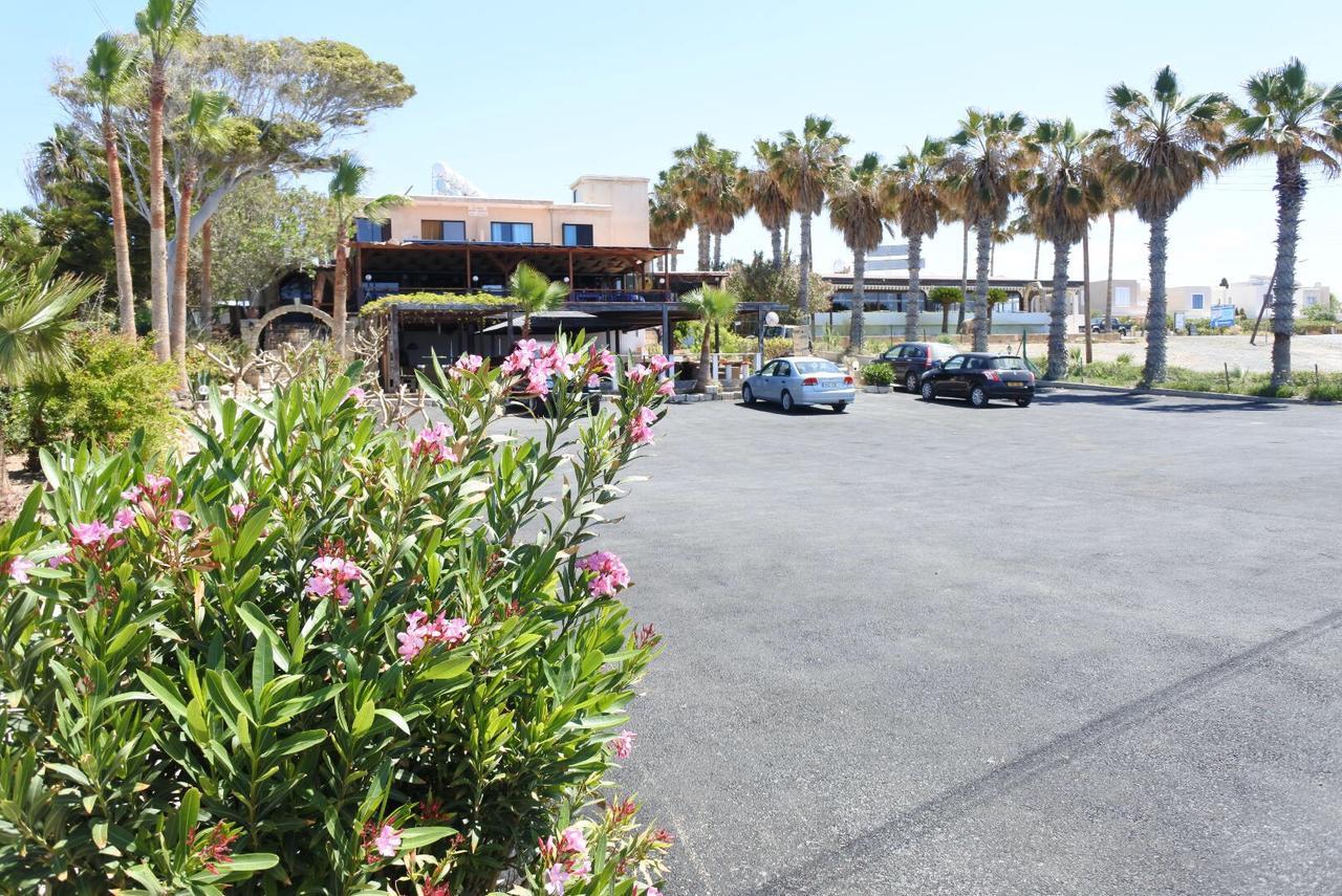 Kissonerga beach apartment Paphos Exterior foto